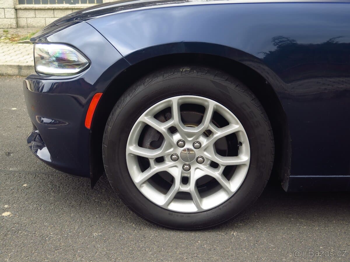 2016 Dodge CHARGER - 15