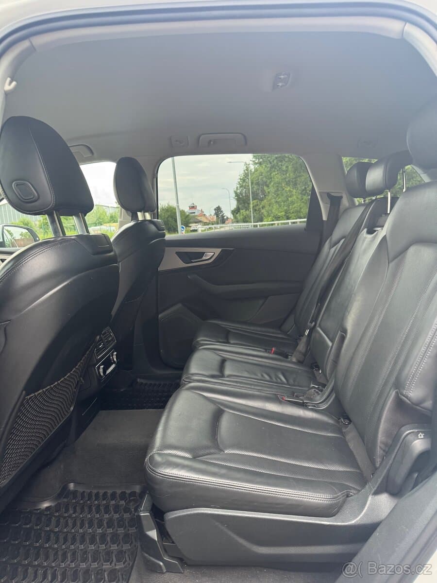 2015 Audi Q7 - 15