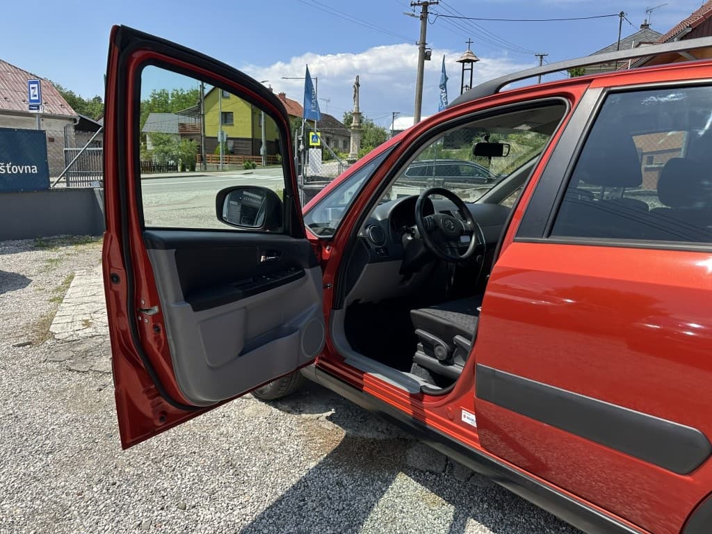 2011 Suzuki SX4 - 15