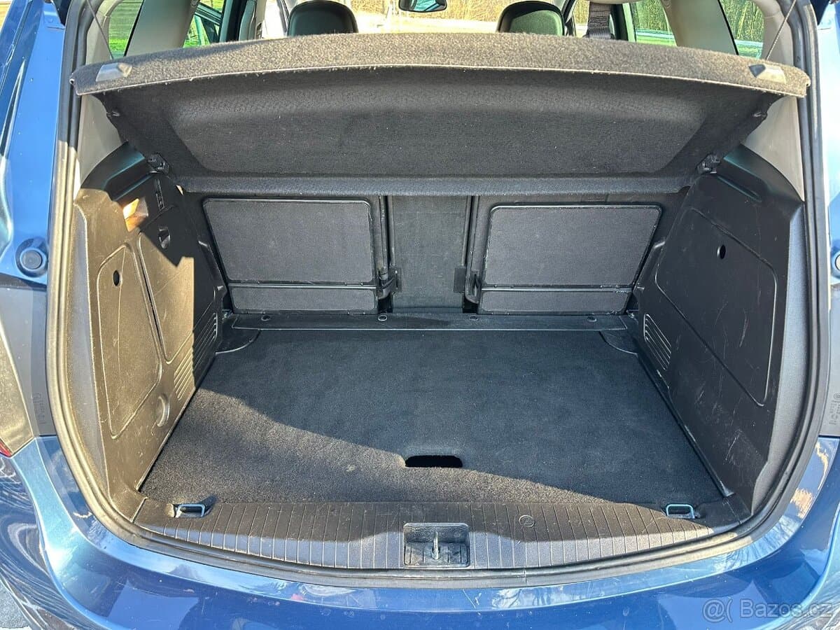 2015 Opel MERIVA - 15