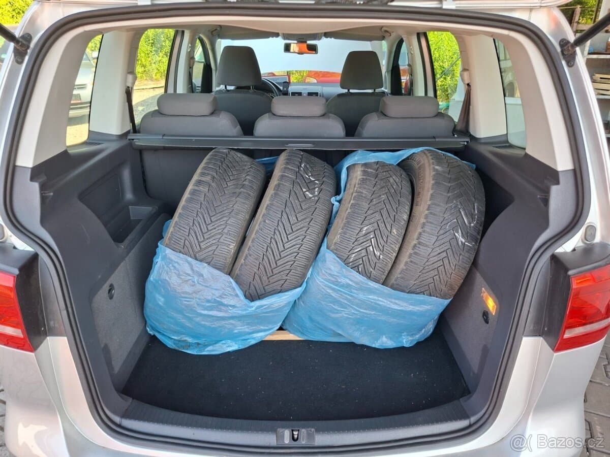 2011 Volkswagen TOURAN - 15