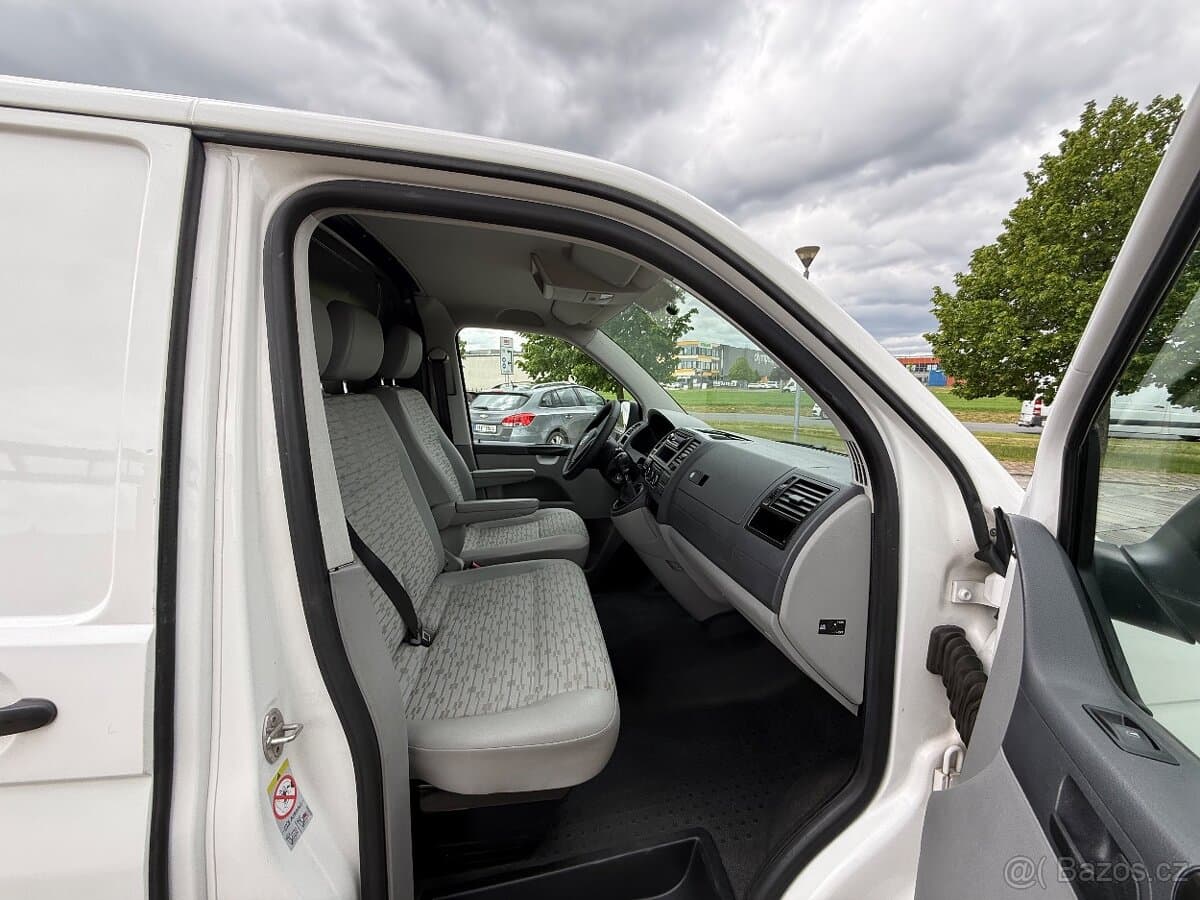 2013 Volkswagen TRANSPORTER - 15