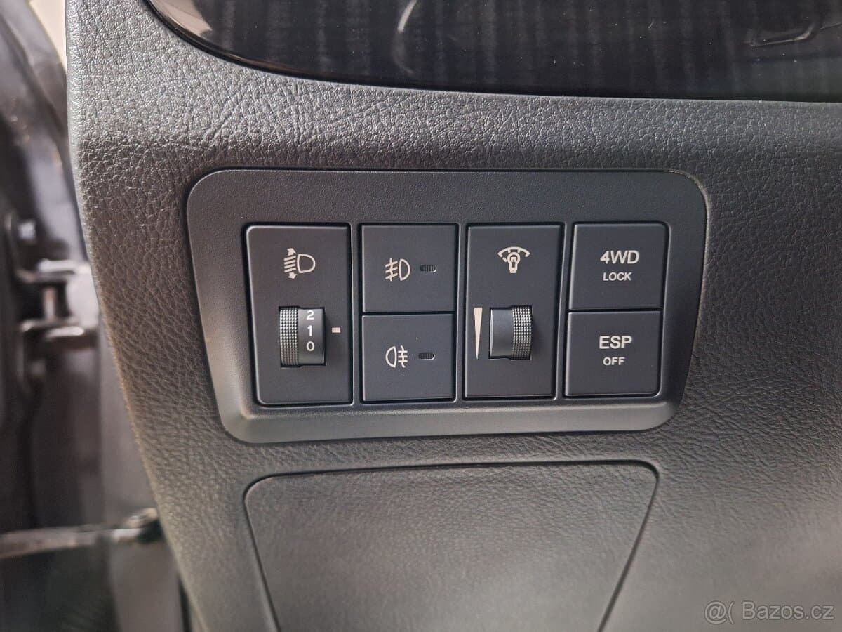 2009 Hyundai SANTA FE - 15