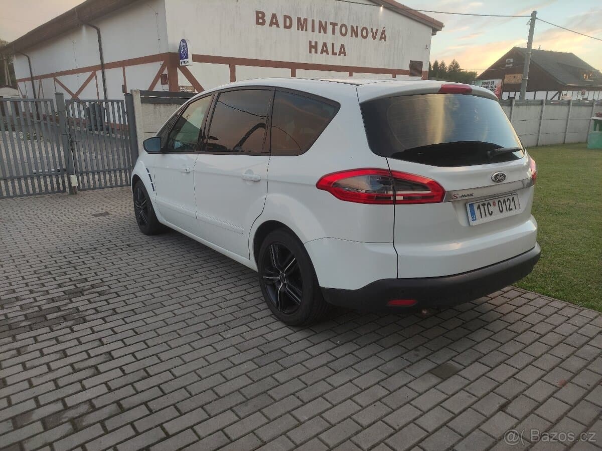 Ford S-MAX - 15