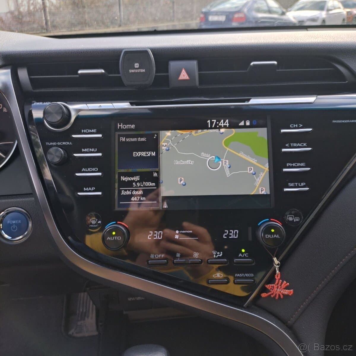 2020 Toyota CAMRY - 15