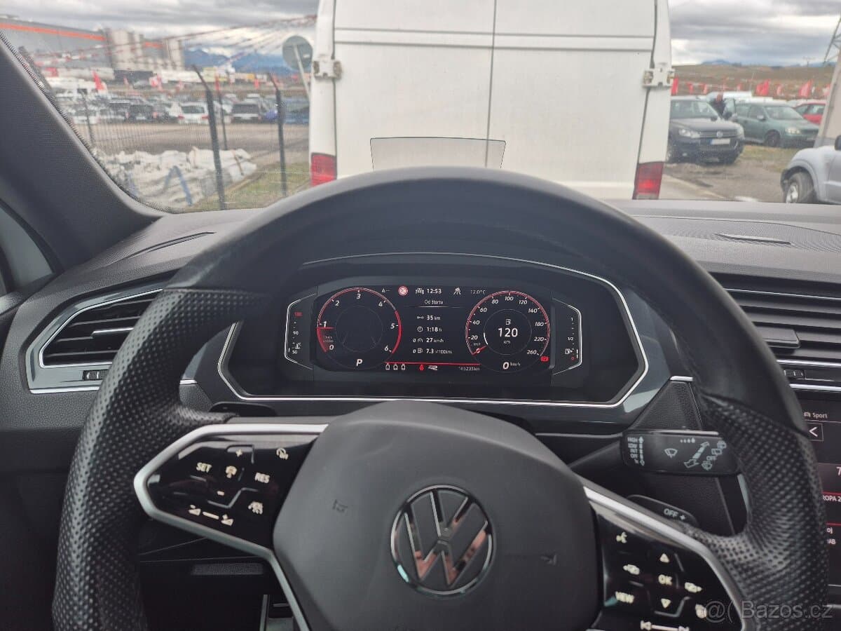2021 Volkswagen TIGUAN - 15