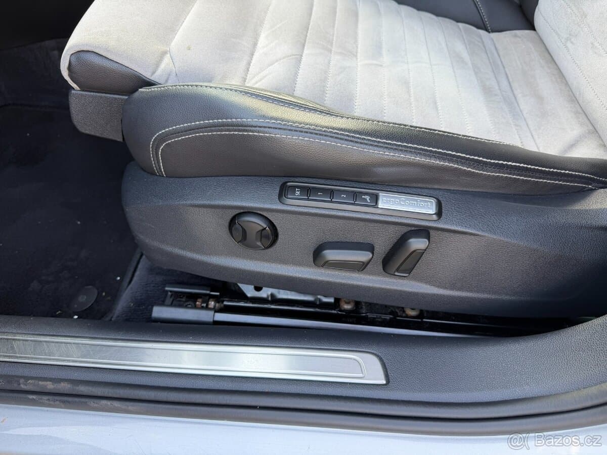 2015 Volkswagen PASSAT - 15