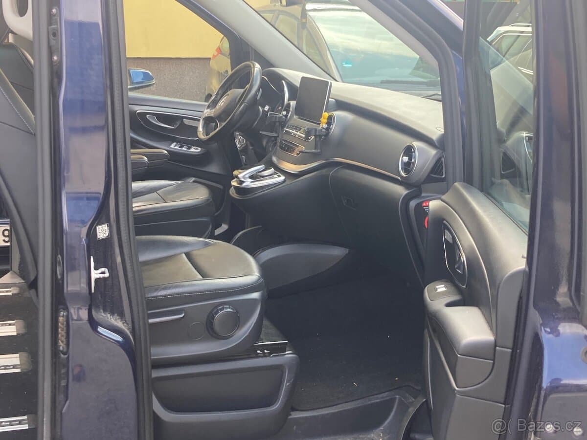 Mercedes-Benz V-CLASS - 15