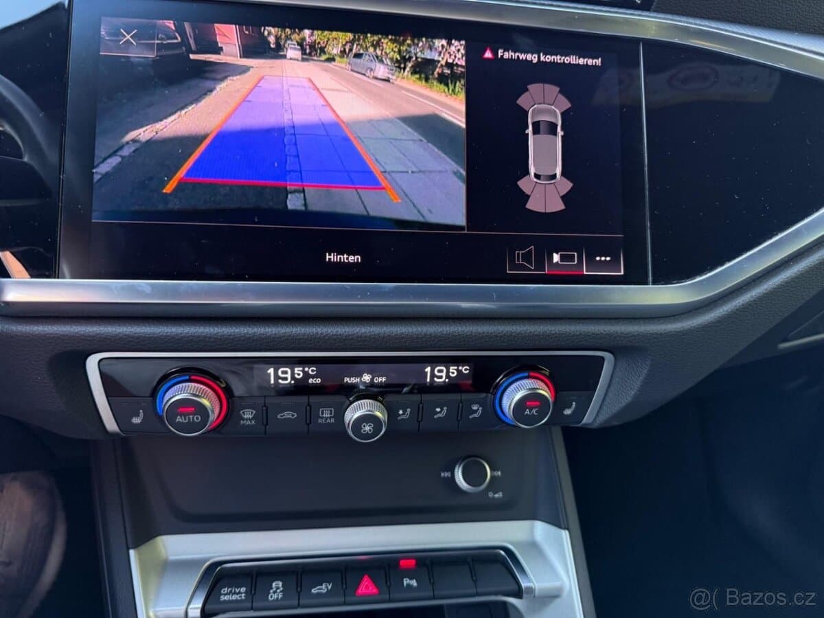 2022 Audi Q3 - 15