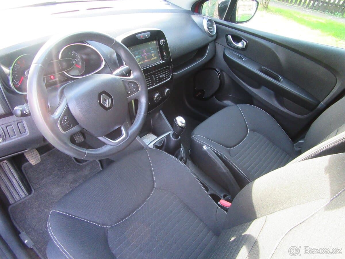 2017 Renault CLIO - 15