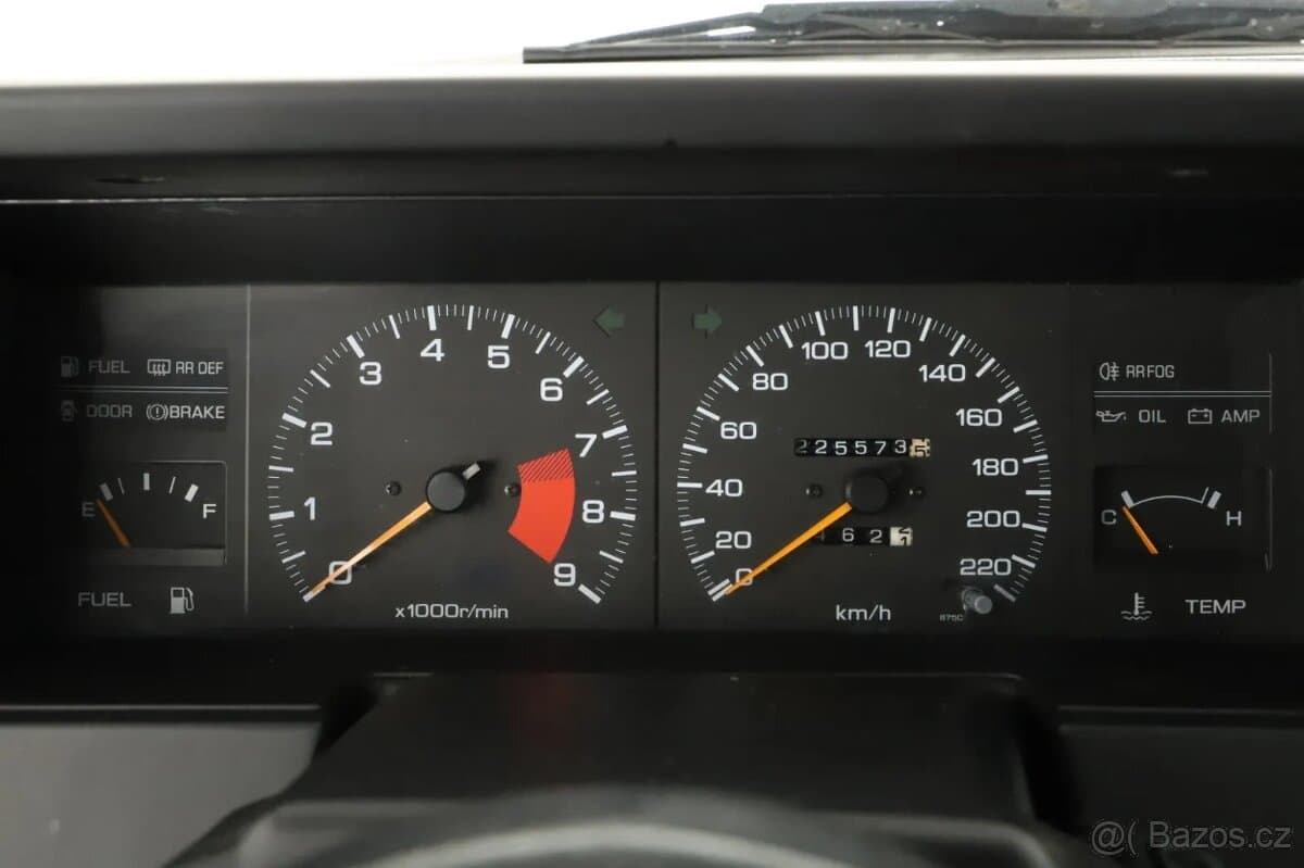 1988 Nissan SUNNY - 15