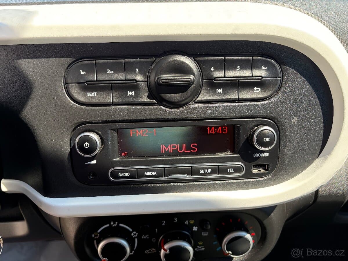 2016 Renault TWINGO - 15