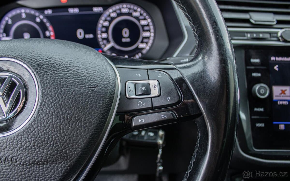 2018 Volkswagen TIGUAN - 15