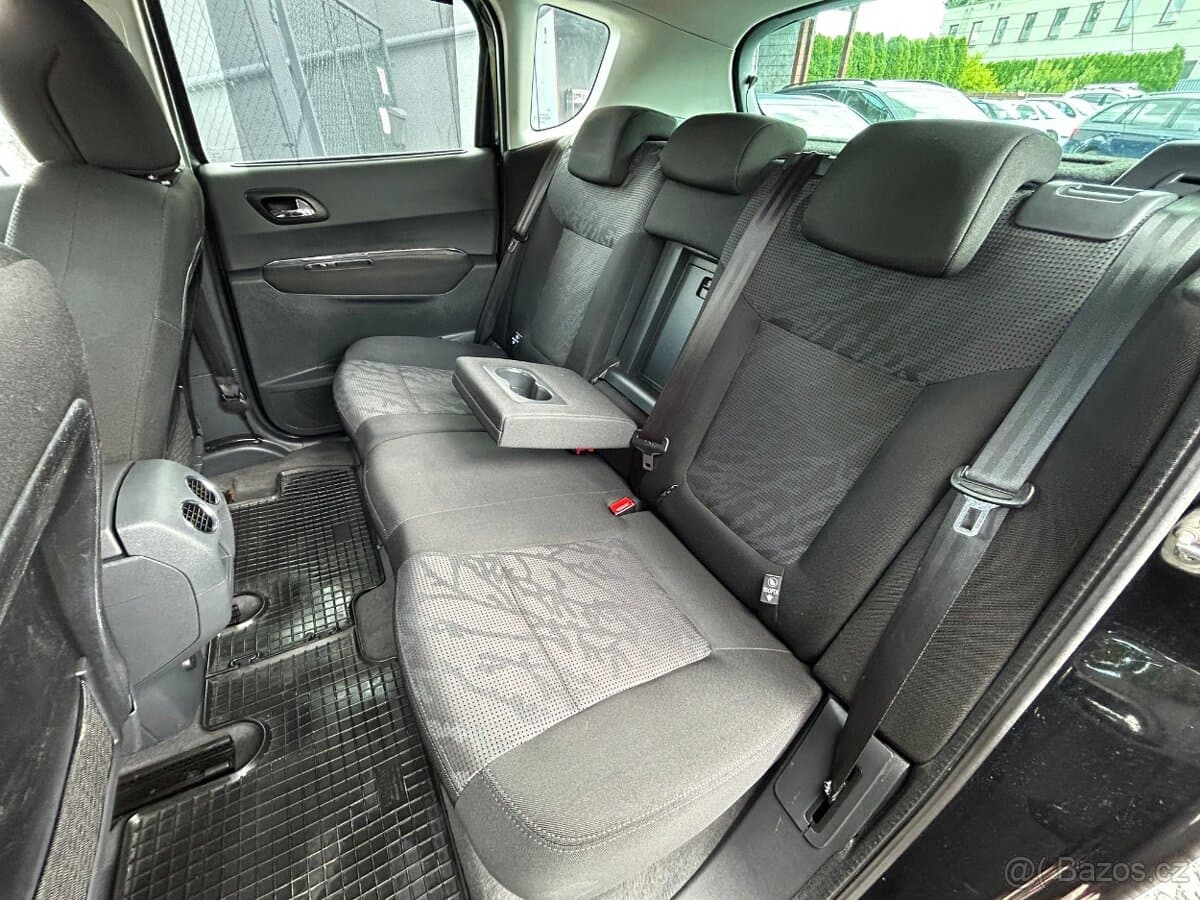 2011 Peugeot 3008 - 15