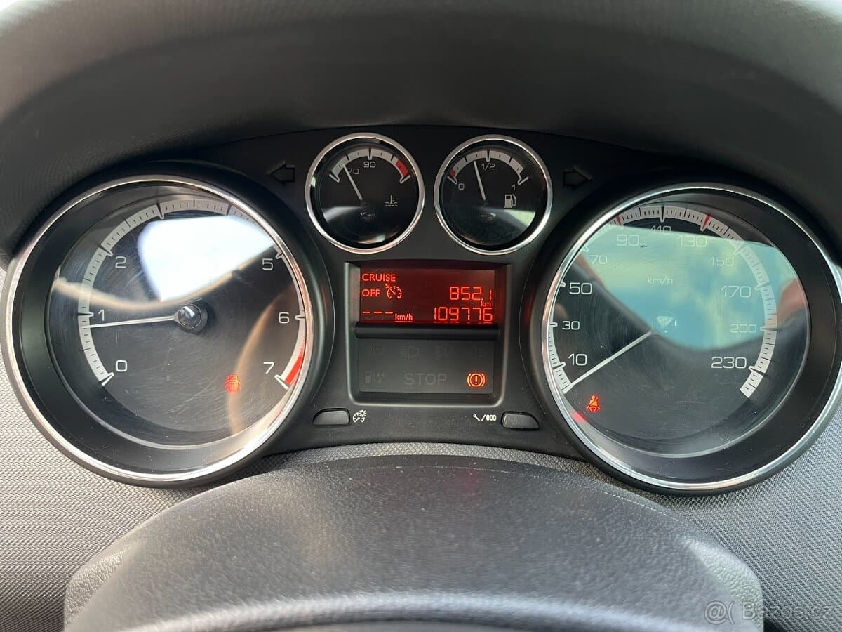 2012 Peugeot 308 - 15