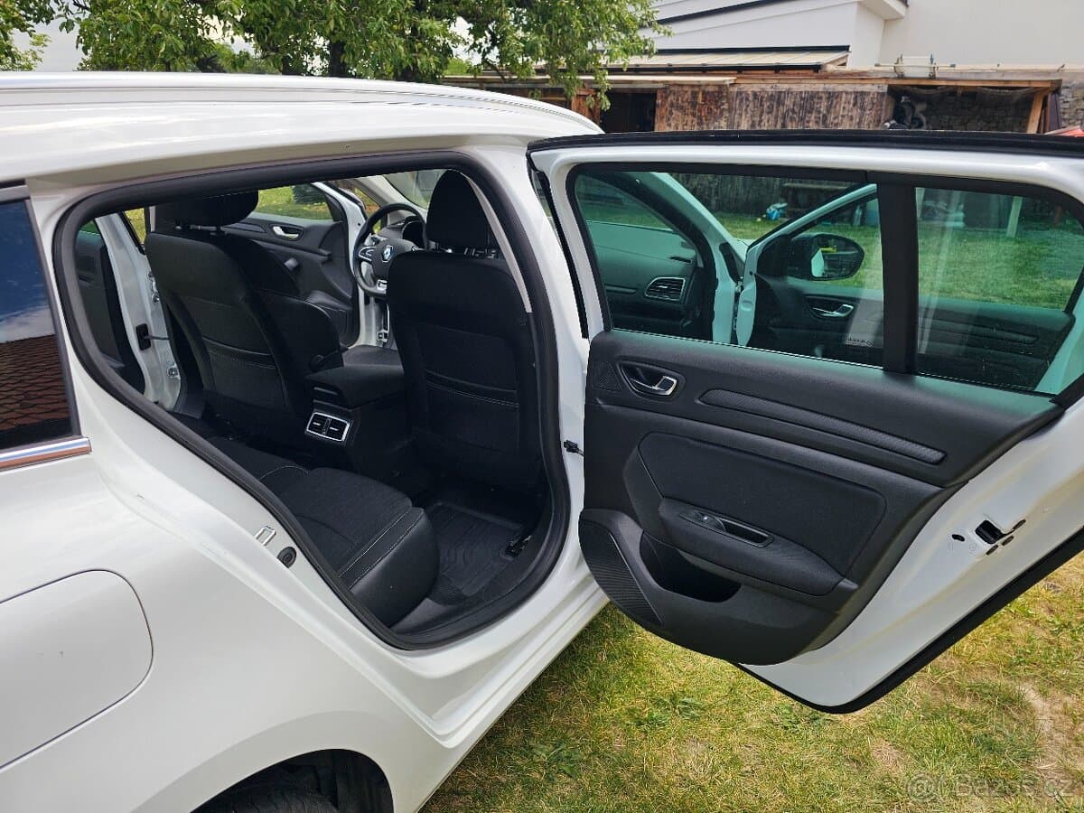 2019 Renault MEGANE - 15