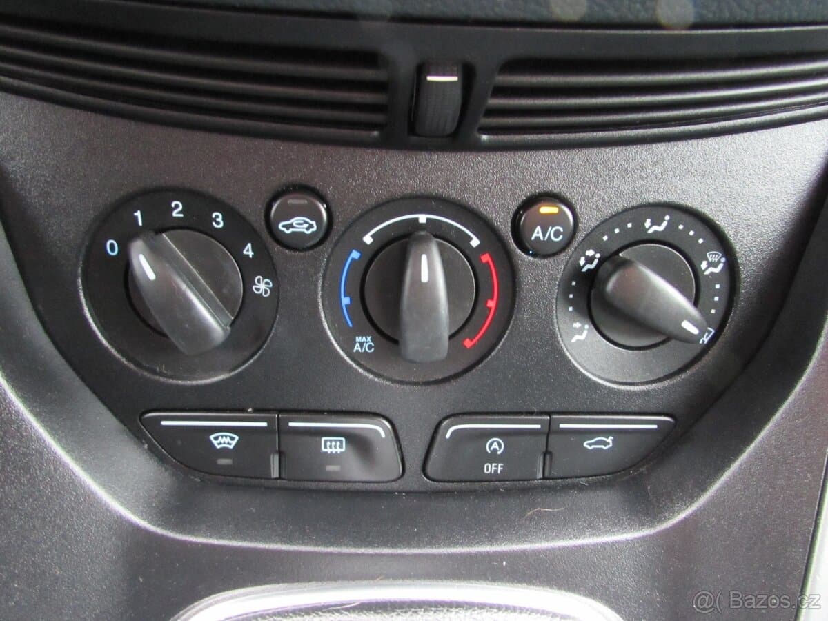 2012 Ford C-MAX - 15