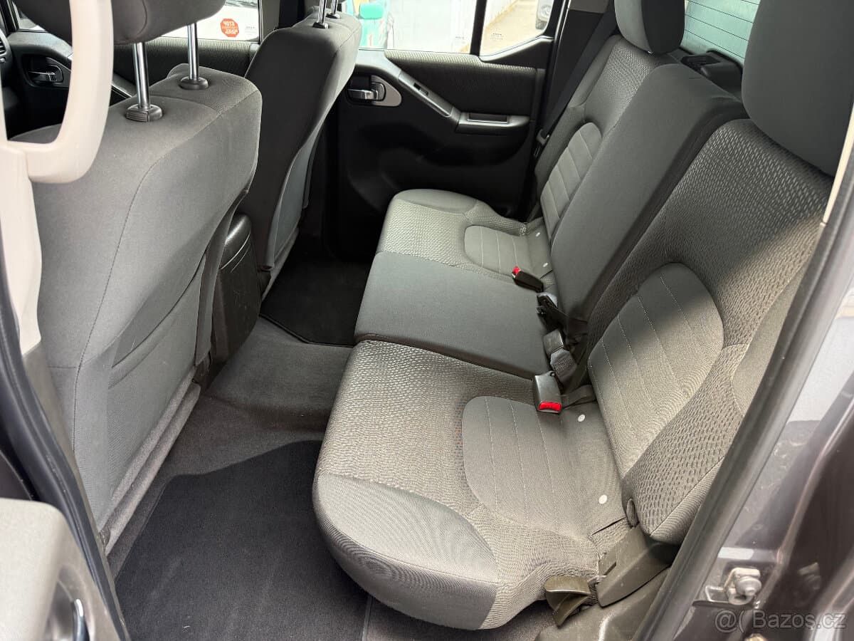 2013 Nissan NAVARA - 15