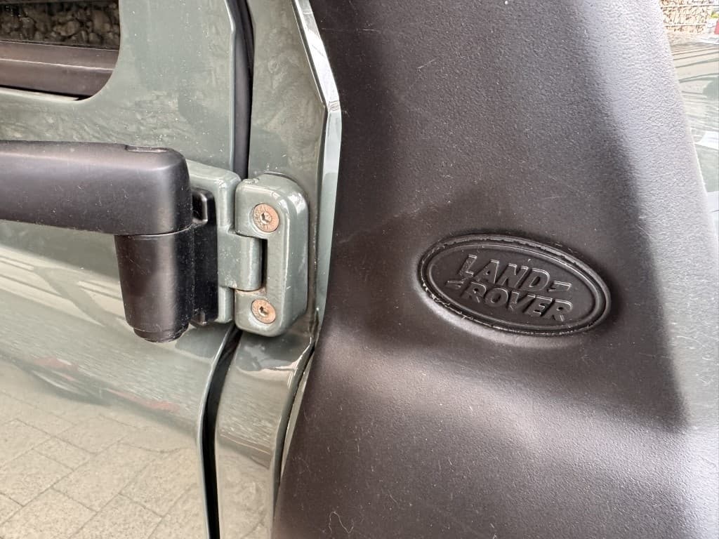 2010 Land Rover DEFENDER - 15