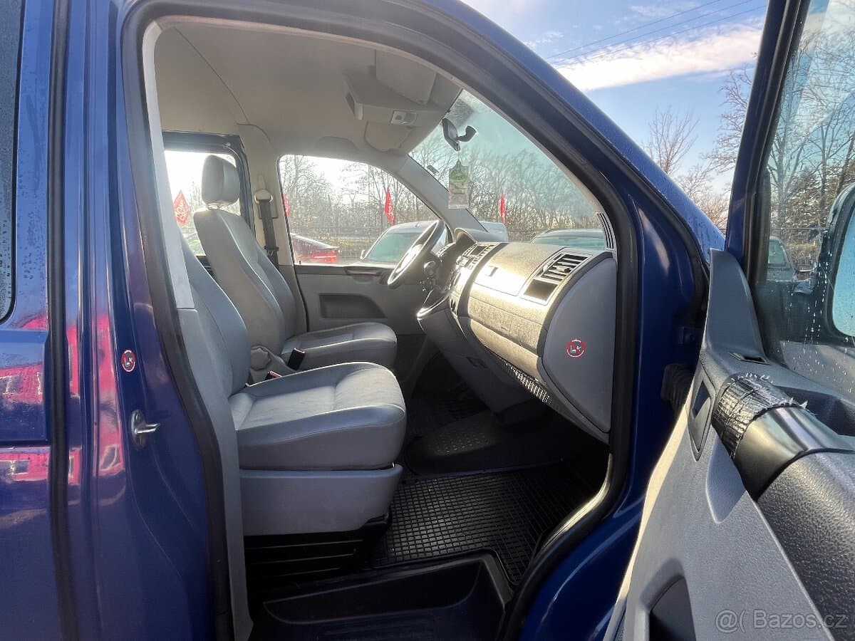 2007 Volkswagen CARAVELLE - 15