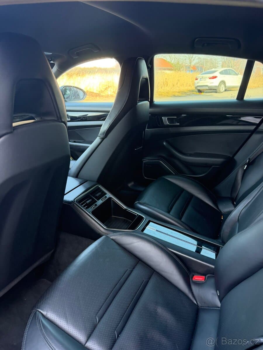 2018 Porsche PANAMERA - 15