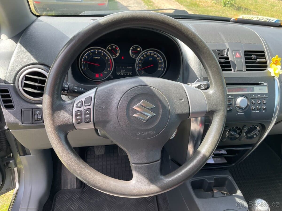 2013 Suzuki SX4 - 15