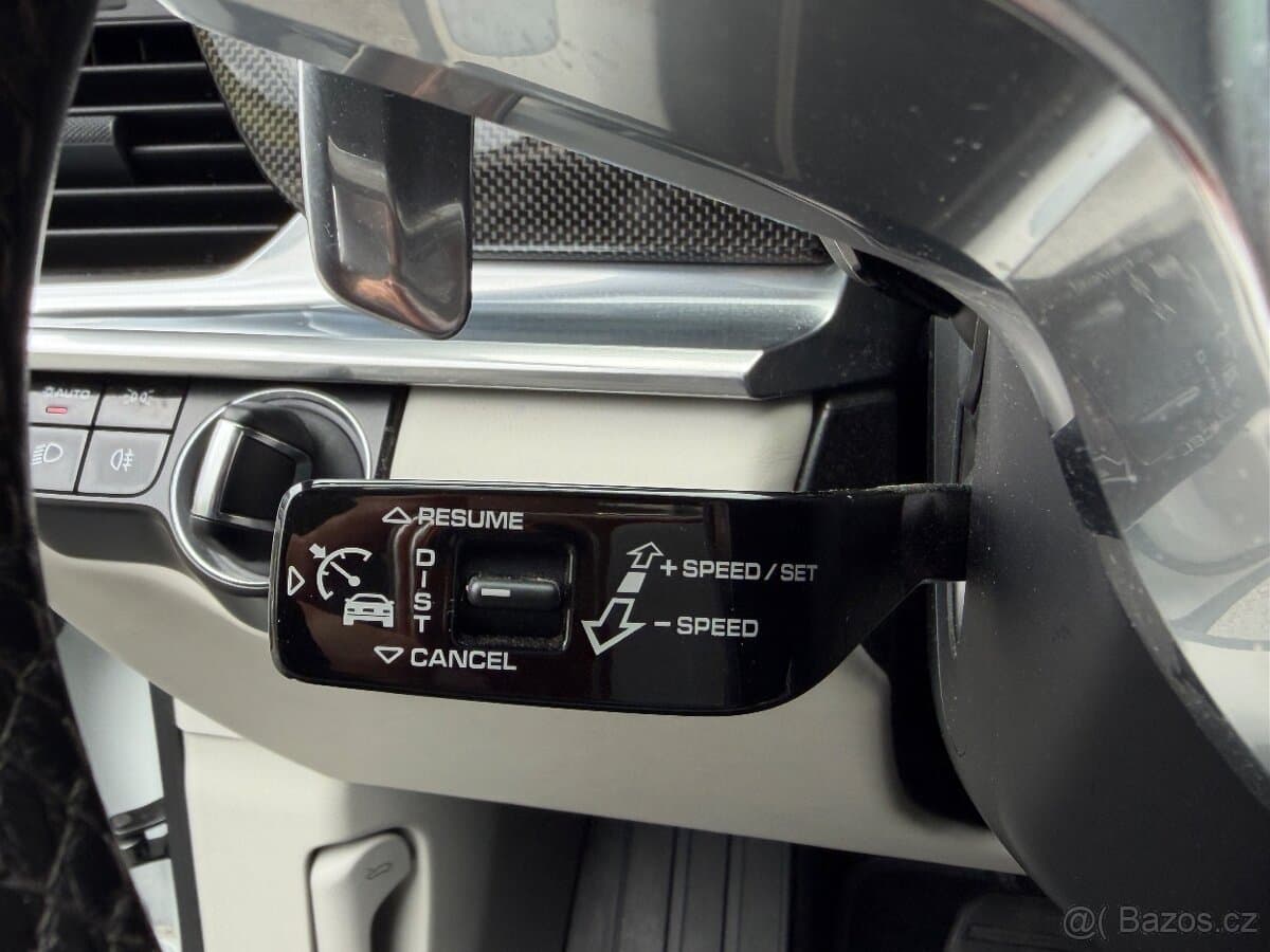 2019 Porsche PANAMERA - 15