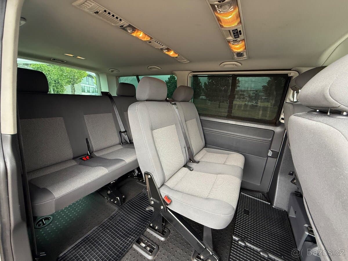 2013 Volkswagen CARAVELLE - 15