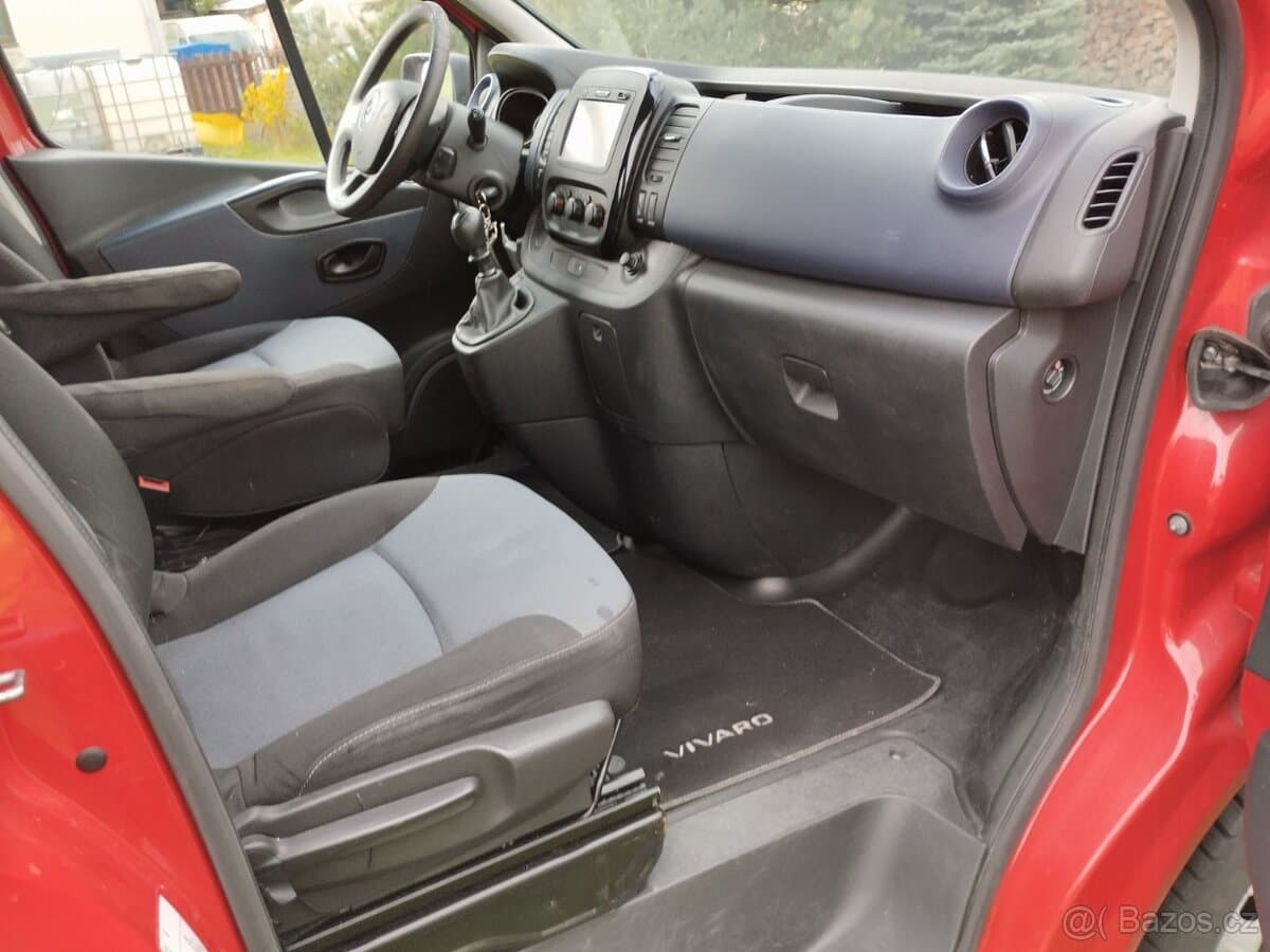 2015 Opel VIVARO - 15