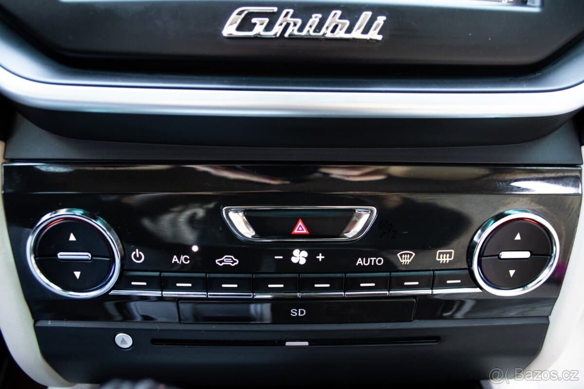 2015 Maserati GHIBLI - 15