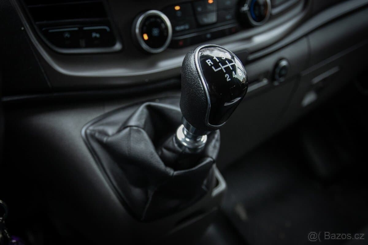 2018 Ford TRANSIT - 15