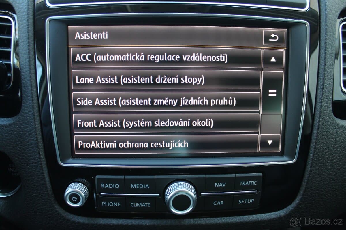 2016 Volkswagen TOUAREG - 15