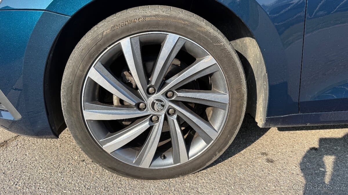 Škoda OCTAVIA - 15