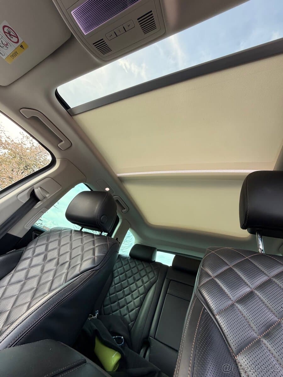 2017 Volkswagen TOUAREG - 15
