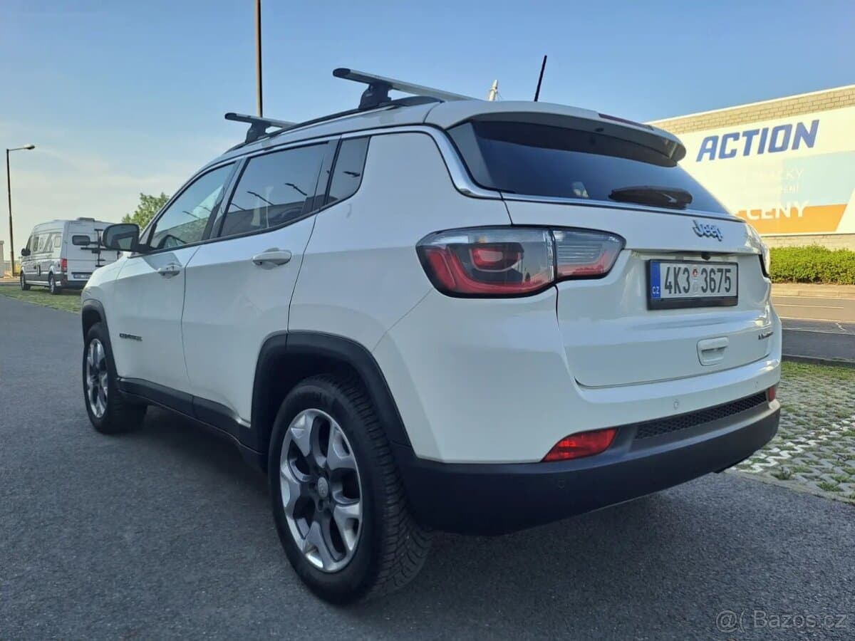 2019 Jeep COMPASS - 15
