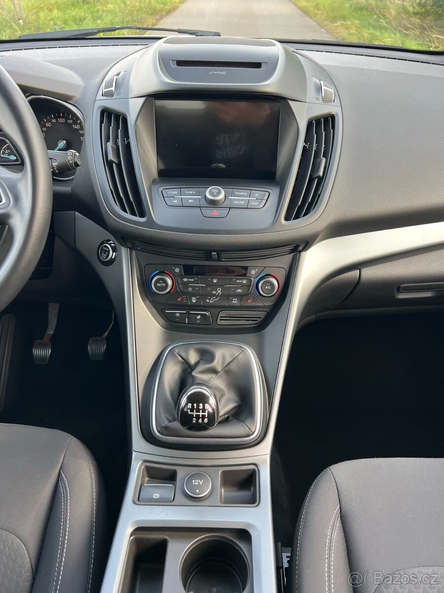 2017 Ford KUGA - 15
