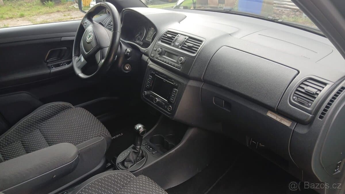 2011 Škoda FABIA - 15
