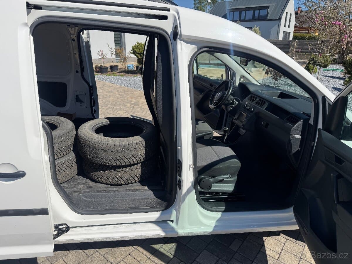 2020 Volkswagen CADDY - 15