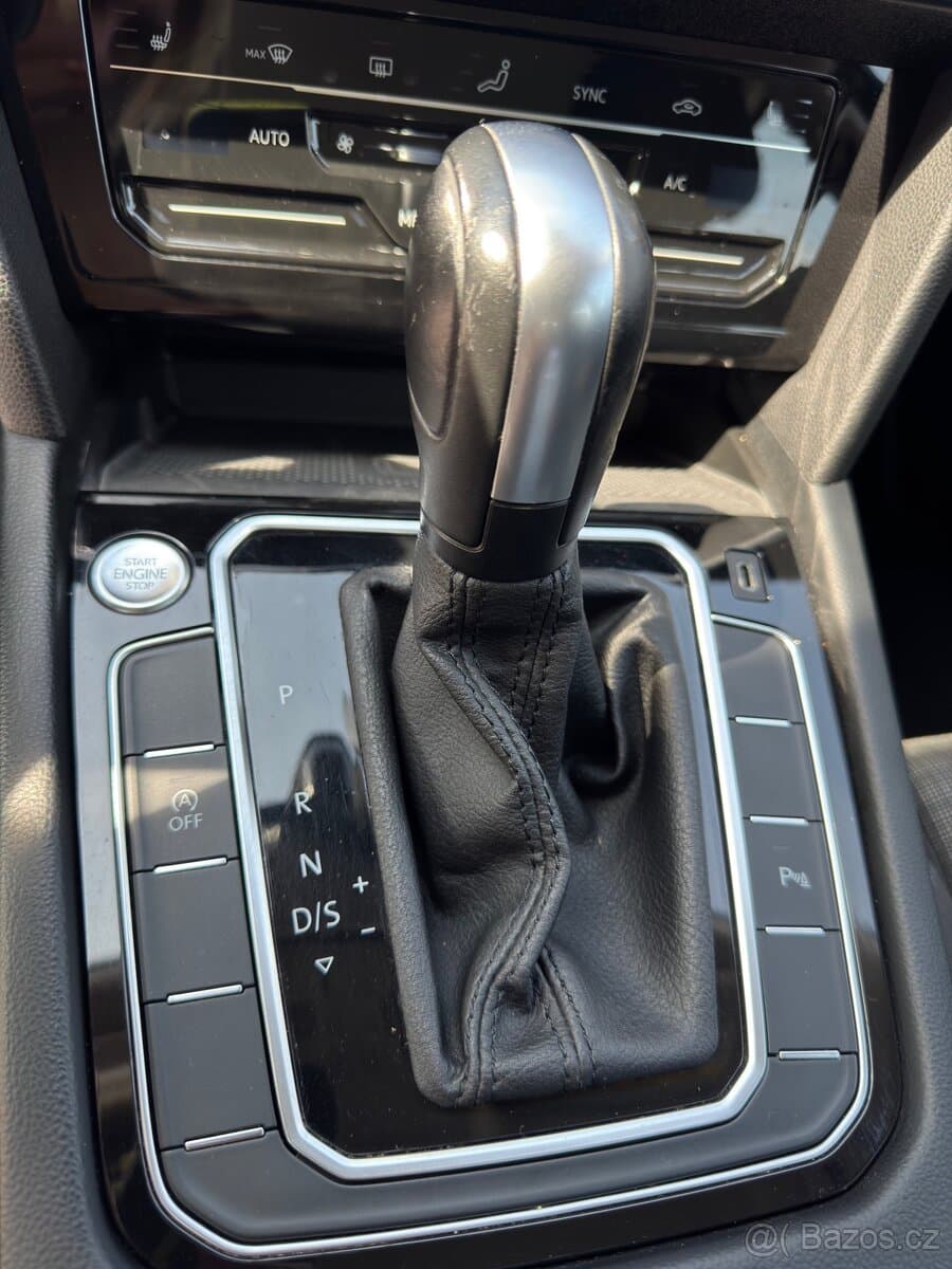 2020 Volkswagen PASSAT - 15