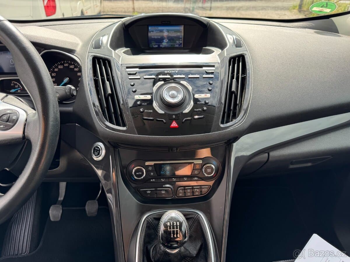 2015 Ford KUGA - 15