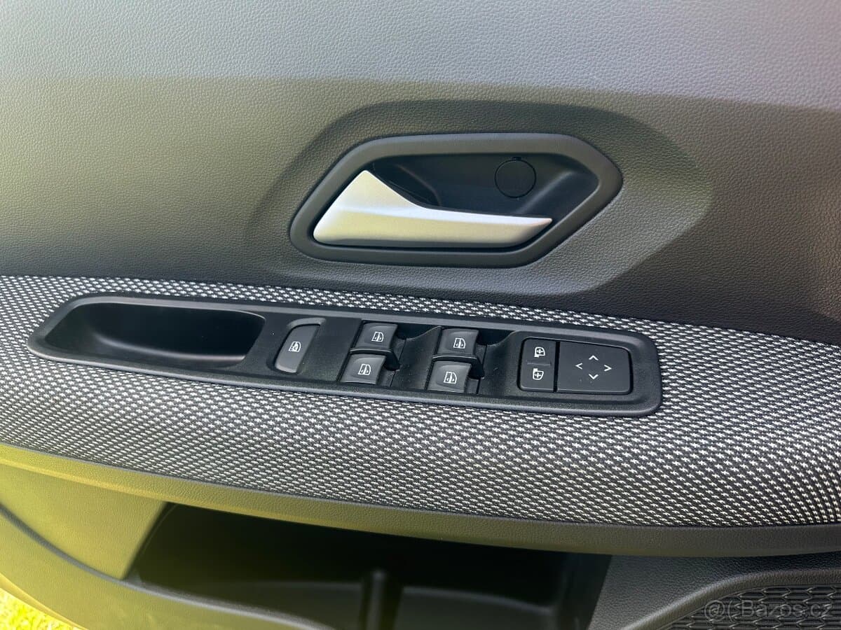 2024 Dacia SANDERO - 15