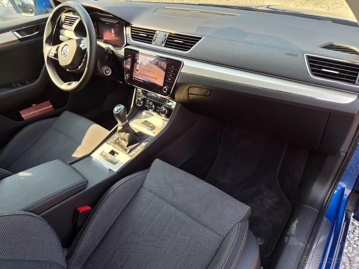 2022 Škoda SUPERB - 15