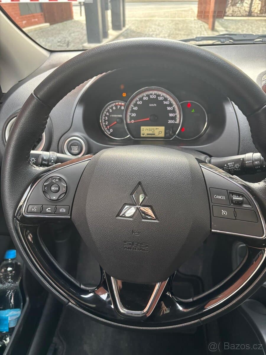 2021 Mitsubishi OSTATNÍ - 15