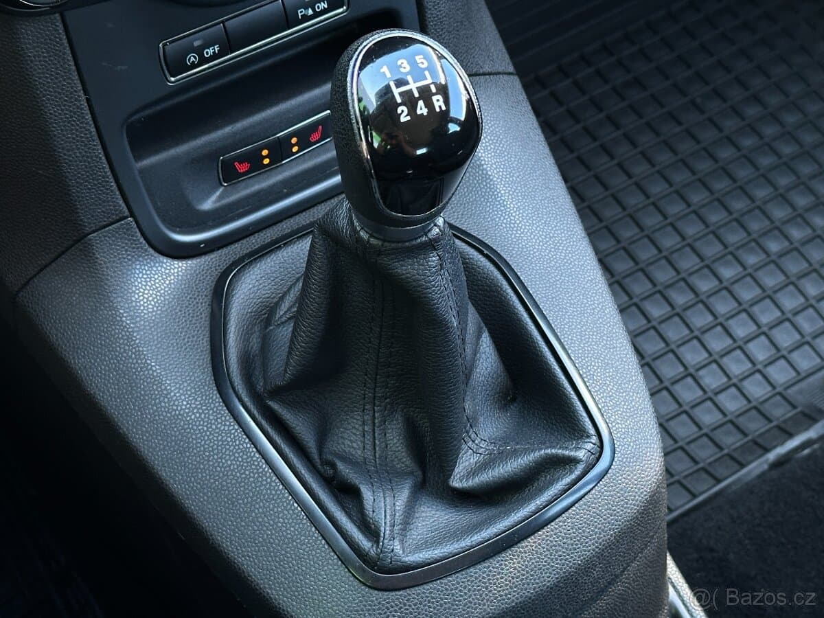 Ford FIESTA - 15