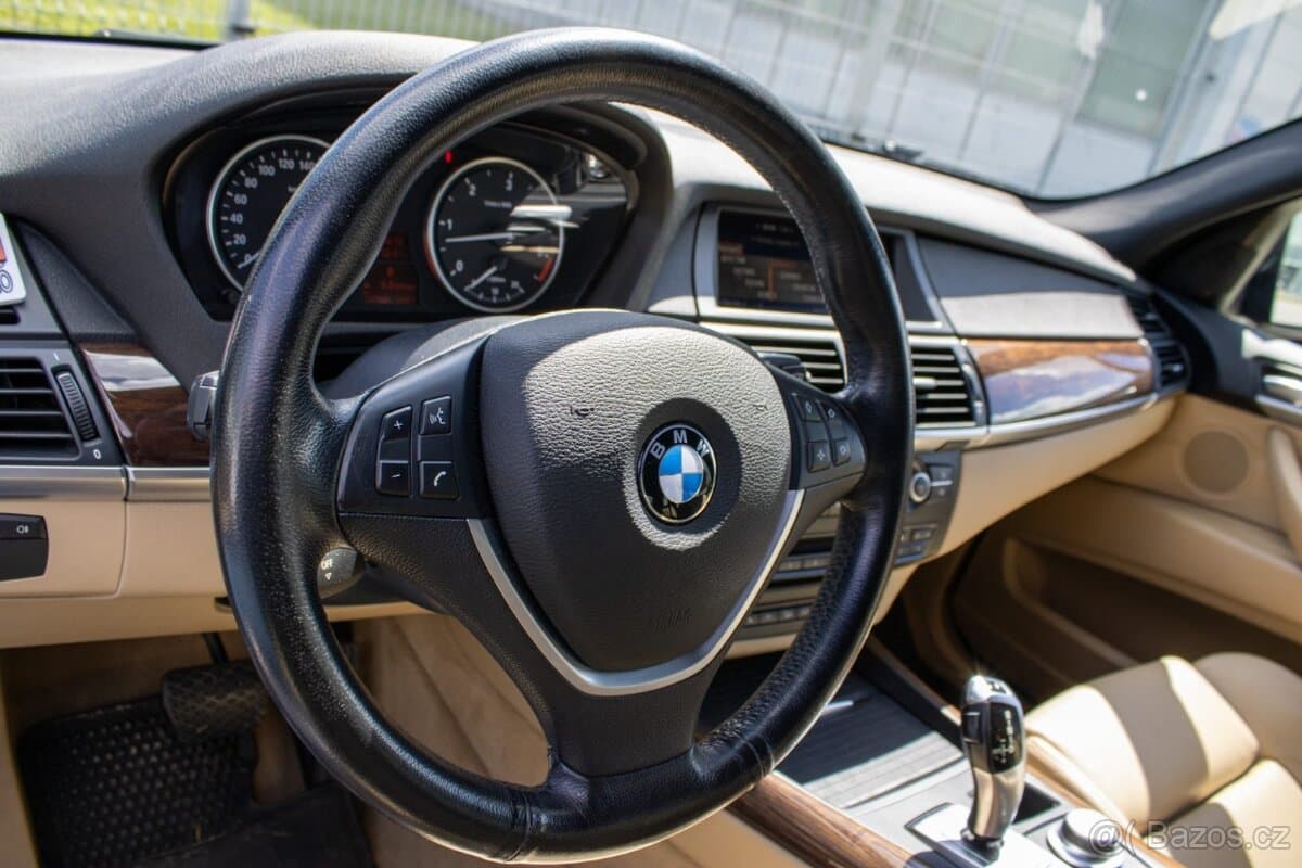 2009 BMW X5 - 15