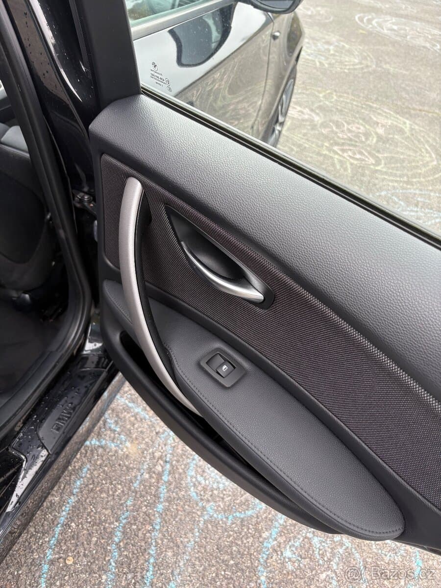 2011 BMW 1-SERIES - 15