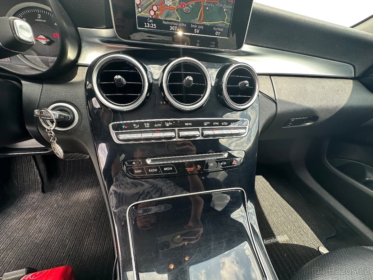 2016 Mercedes-Benz C-CLASS - 15