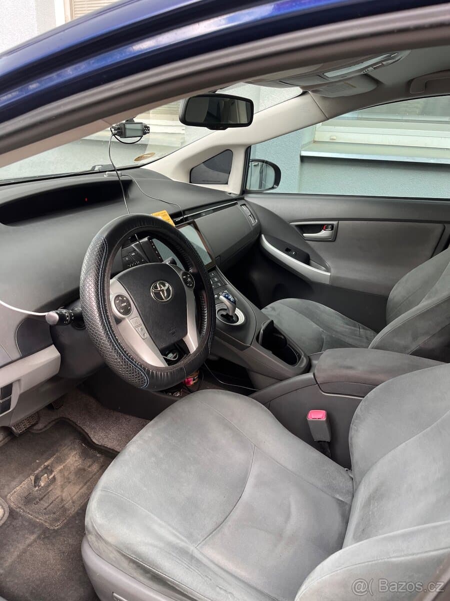 Toyota PRIUS - 15