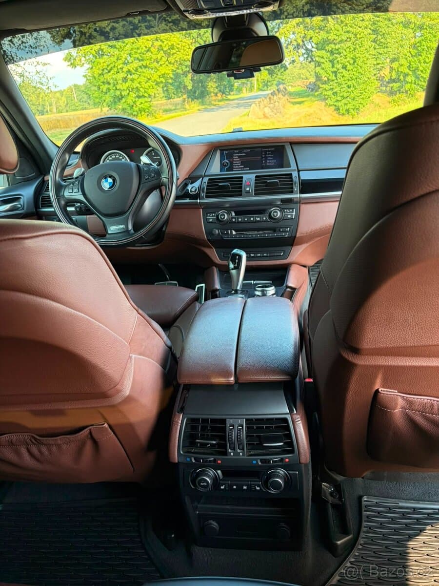 BMW X6 - 15