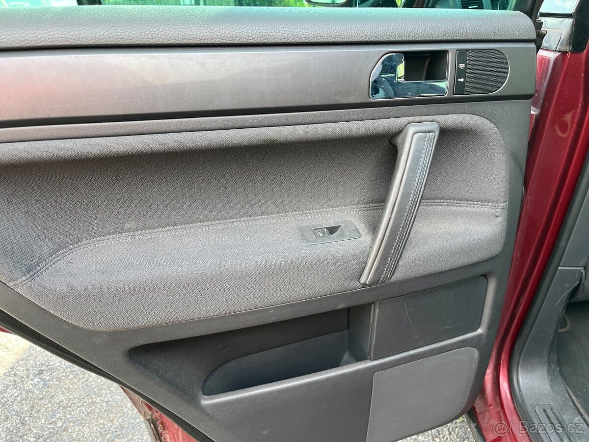 2004 Volkswagen TOUAREG - 15
